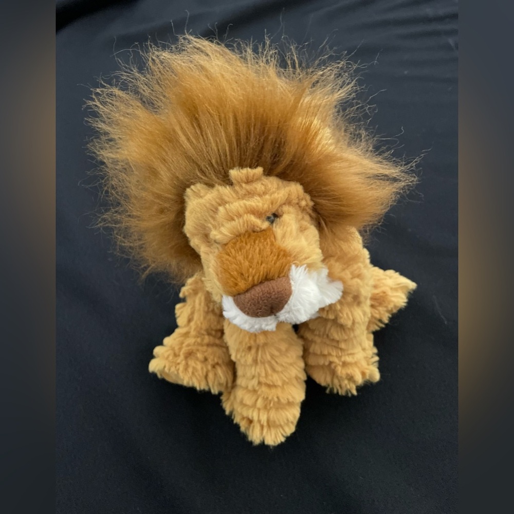 Mary Meyer fluffy floppy lion plush